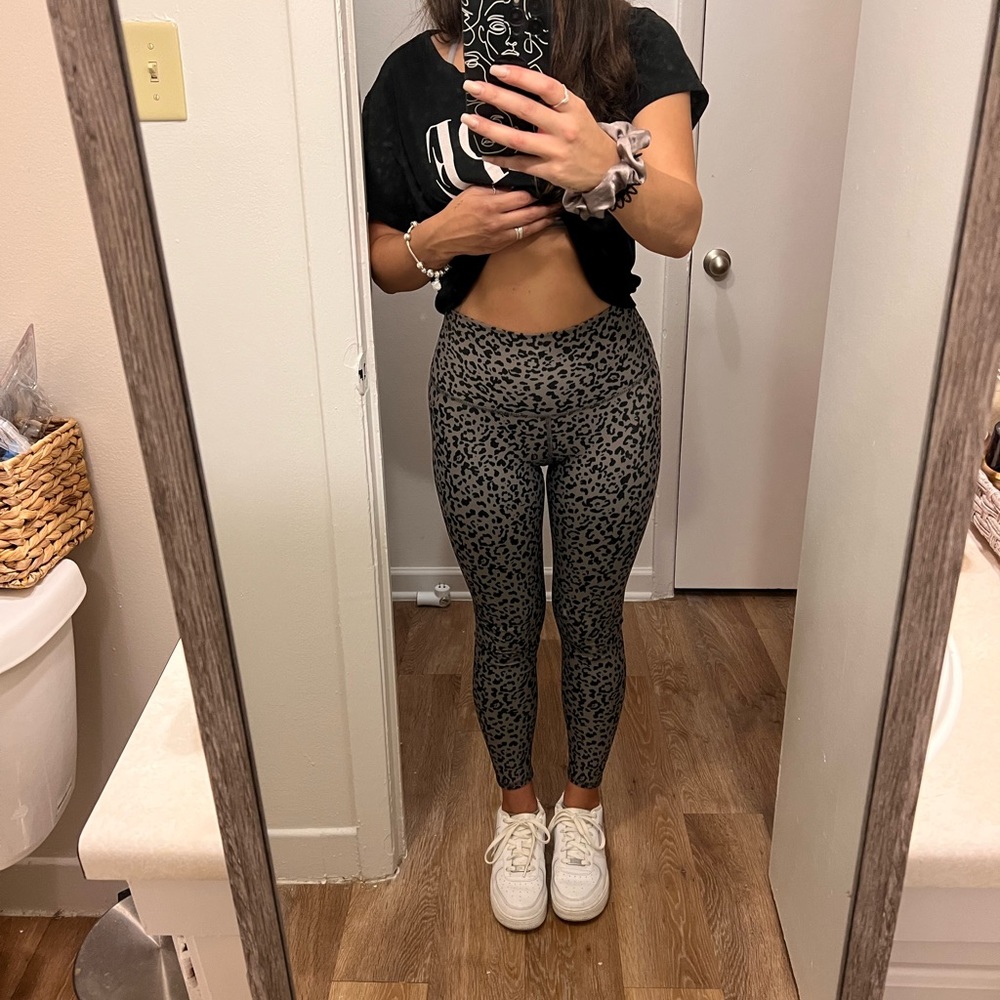 Leopard leggings